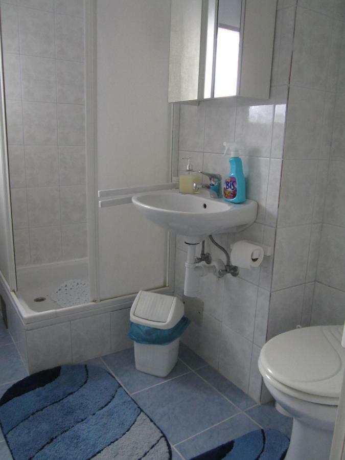 Apartman Tim Ossero Esterno foto