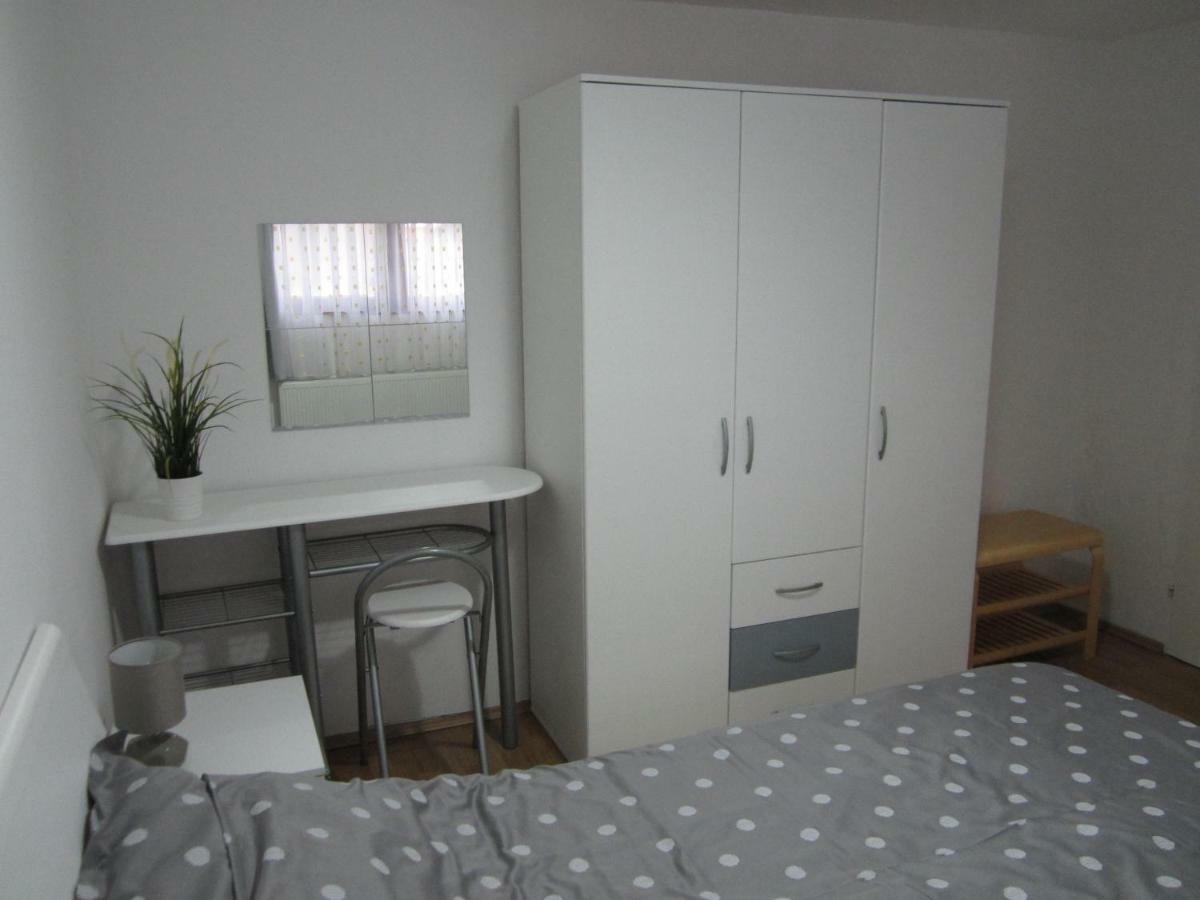Apartman Tim Ossero Esterno foto