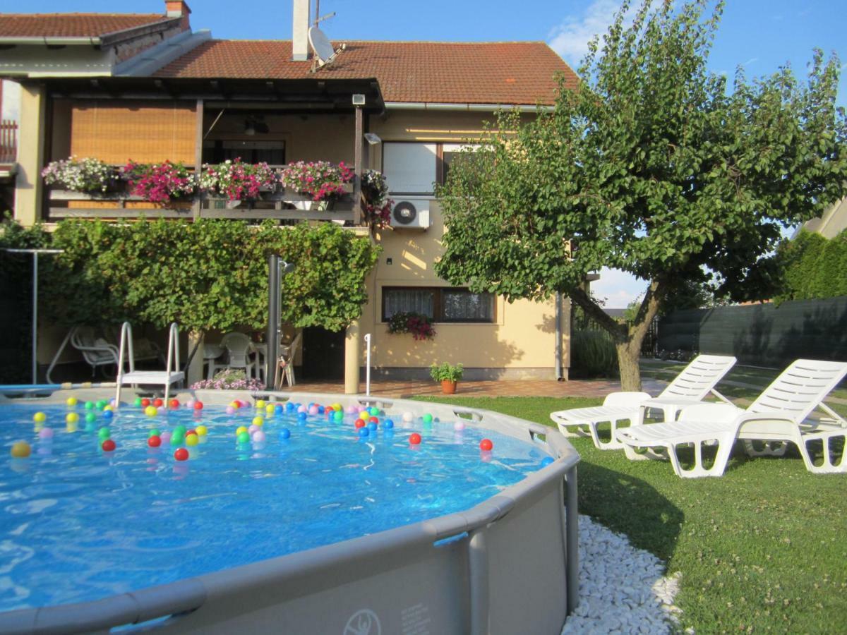 Apartman Tim Ossero Esterno foto